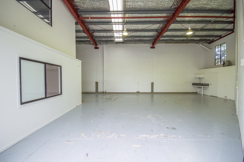 Secure 190m² Warehouse with Office - Ready to Occupy