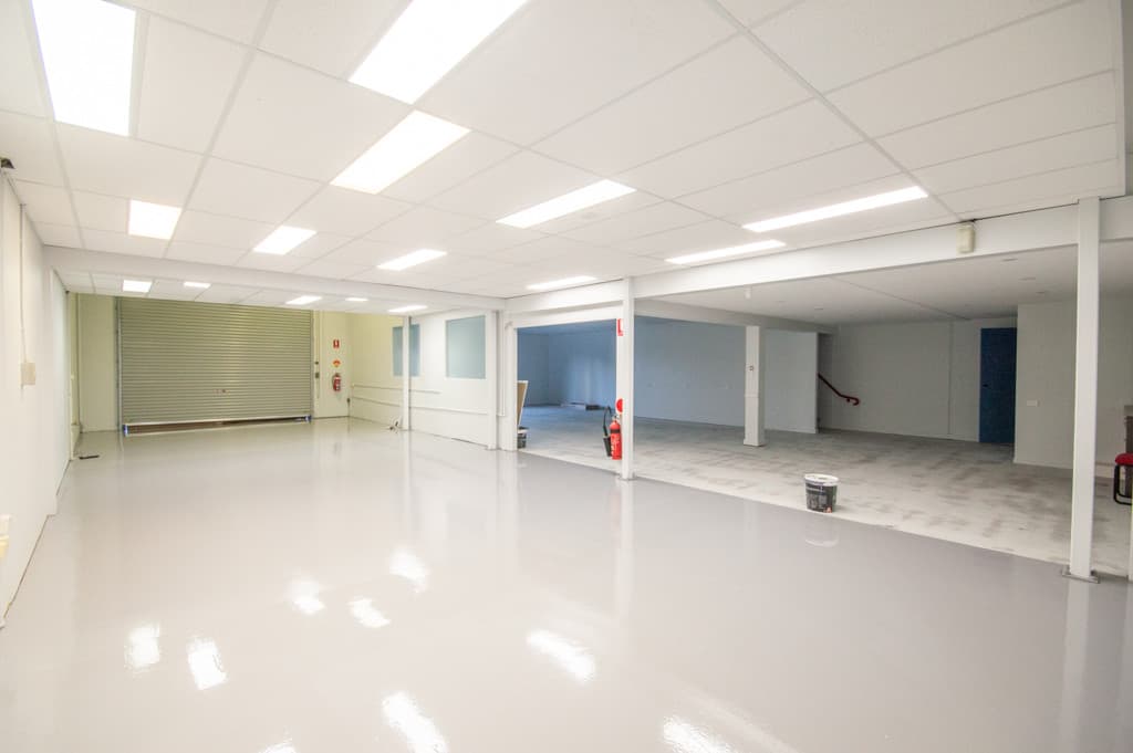 470m² Warehouse & Showroom | Boardroom + Dual Offices | Dual Roller Doors | Ashmore