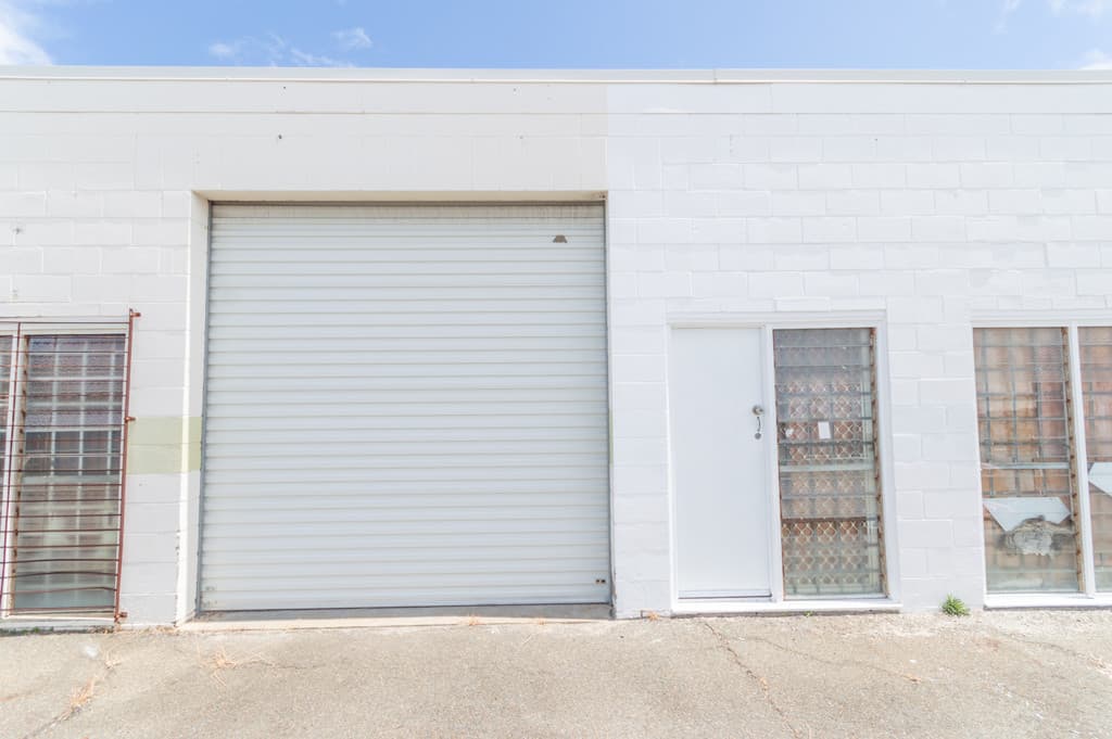 Flexible Lease Options - Prime Location!