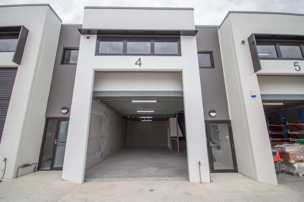 ACT NOW!! - Premium 148m² Industrial Unit with Incentives on Offer!!!