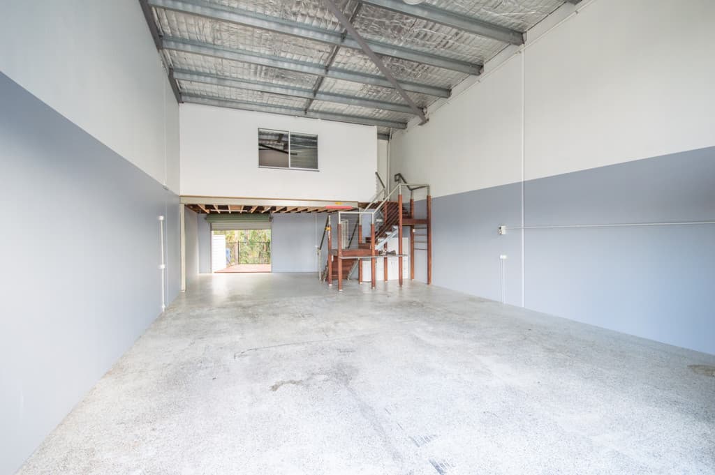 137m² Newly Refurbished Warehouse | Mezzanine + Rear Yard | Central Molendinar