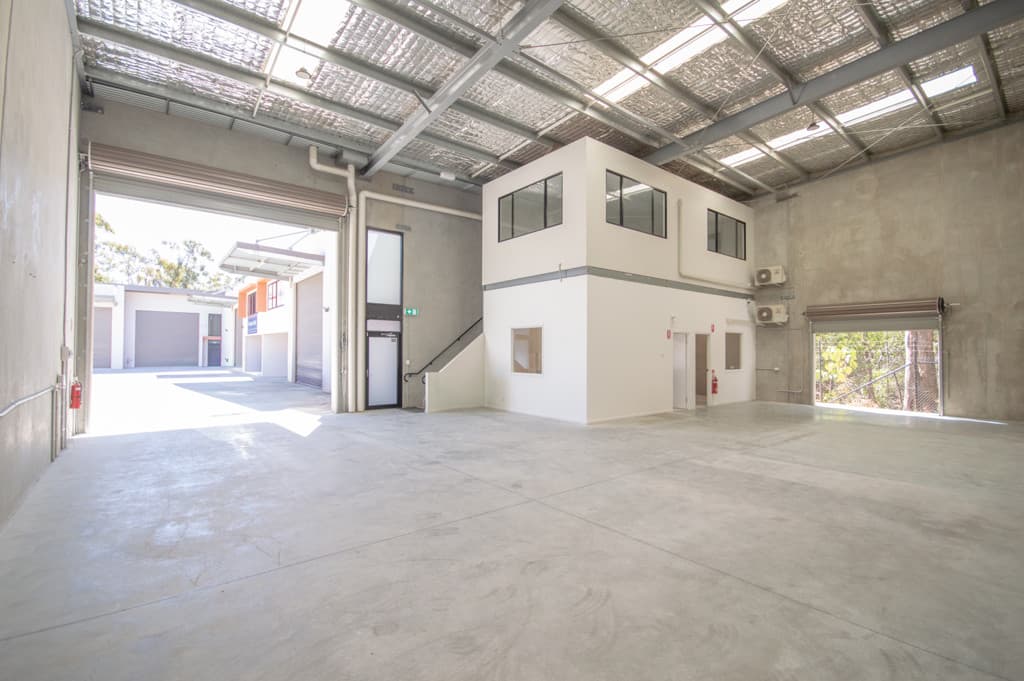 Quality 238m²* Tilt Slab Unit | Office Mezzanine | Secure Complex | Arundel