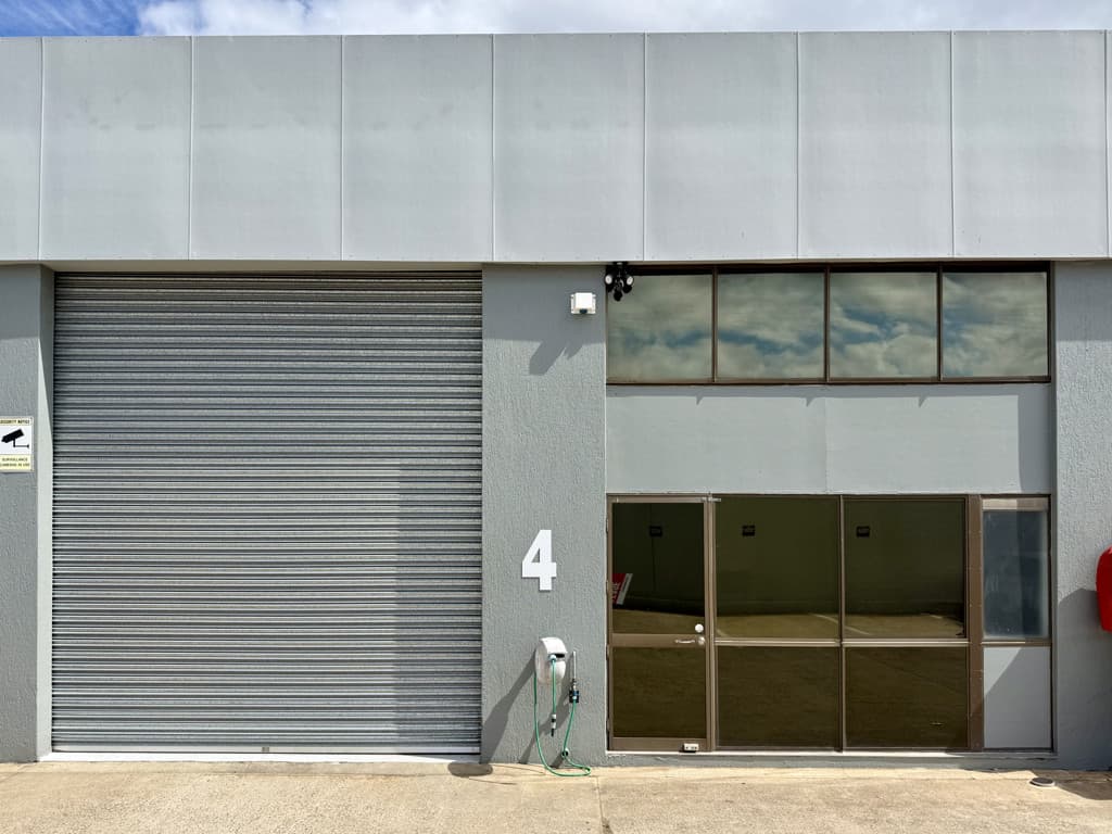 BE QUICK! Renovated 145m² Industrial Unit - 3 Car Parks & 3-Phase Power!