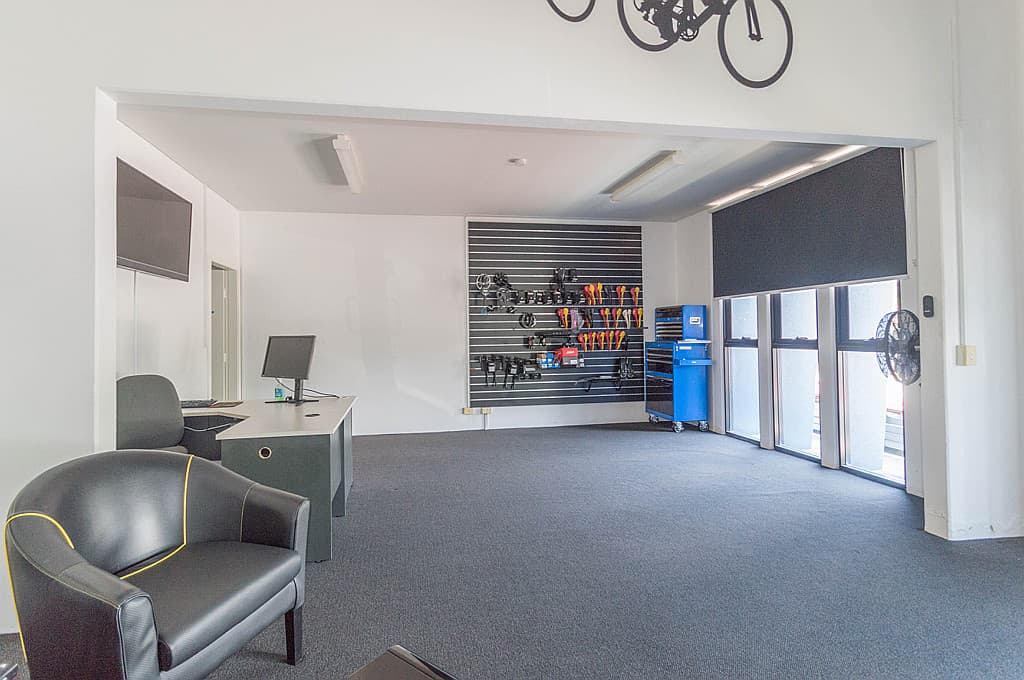 Great Value - Affordable Versatile Workspace